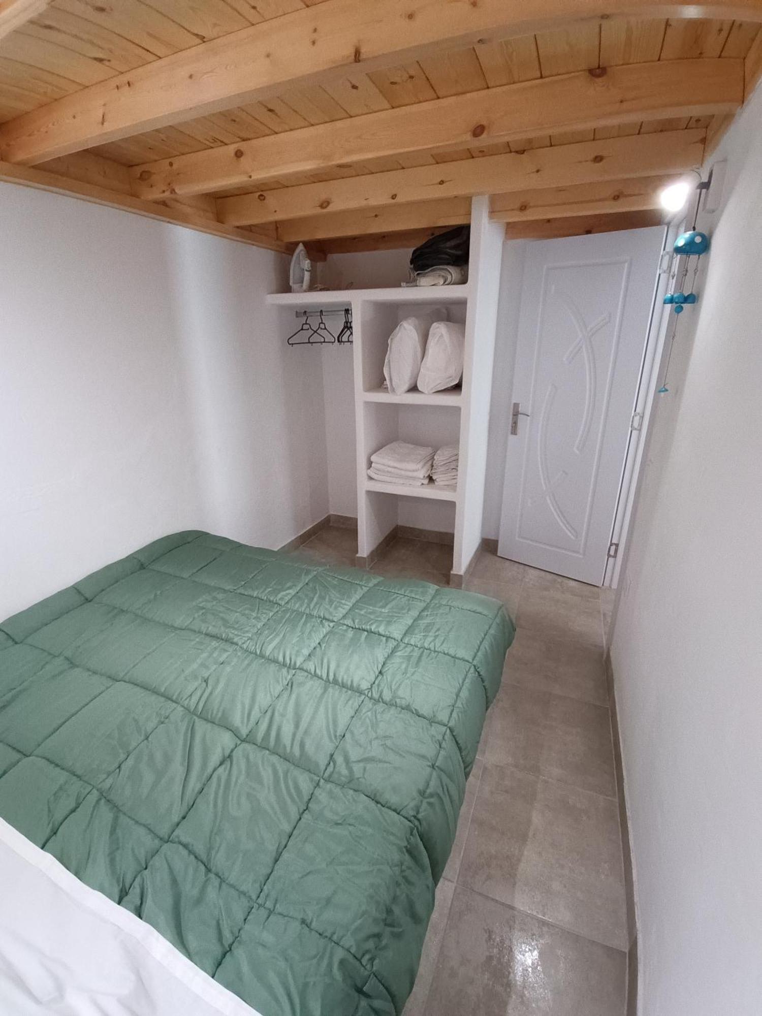 Tinos Youth Apartment Buitenkant foto